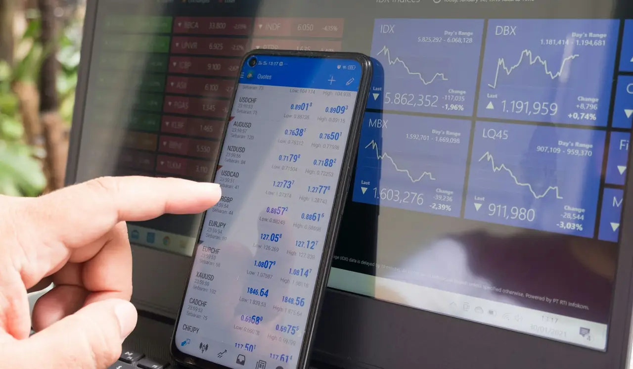 Zuci.AI Agentforce for Financial Services